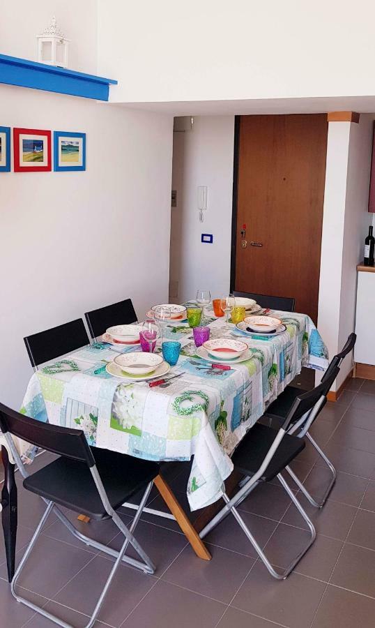 Mowita Apartment ชิวิตาเวกเกีย ภายนอก รูปภาพ